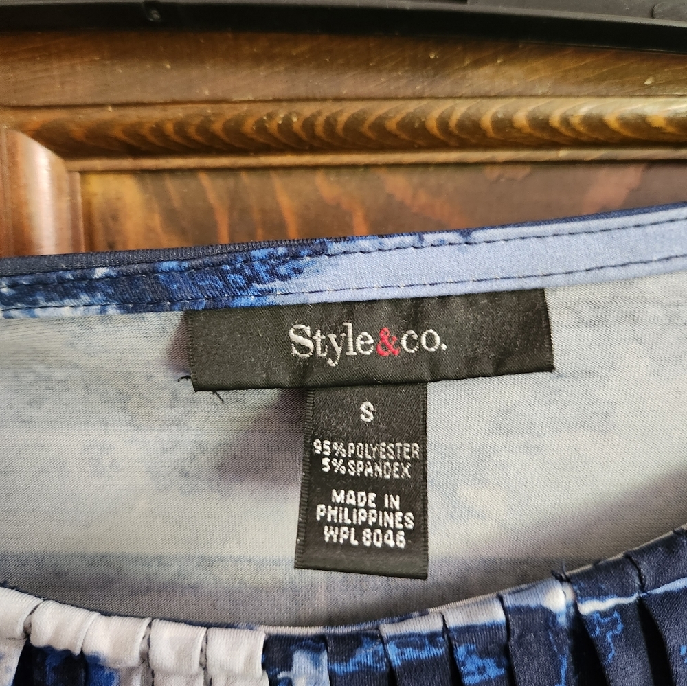 Style&Co Women's Blue and White Blouse - Picture 2 of 3